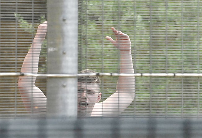 image UK should only hold immigrants in detention centres for 28 days