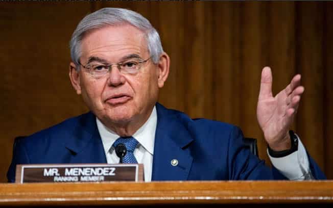 image US Senator Menendez hit with bribery charges over Egypt ties (Updated)