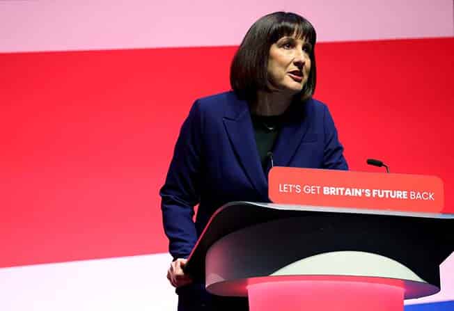 image UK&#8217;s Labour vows to &#8216;rebuild Britain&#8217; and offer stability