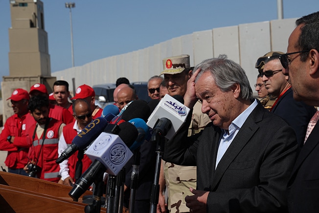 un organised media tour to the rafah border crossing