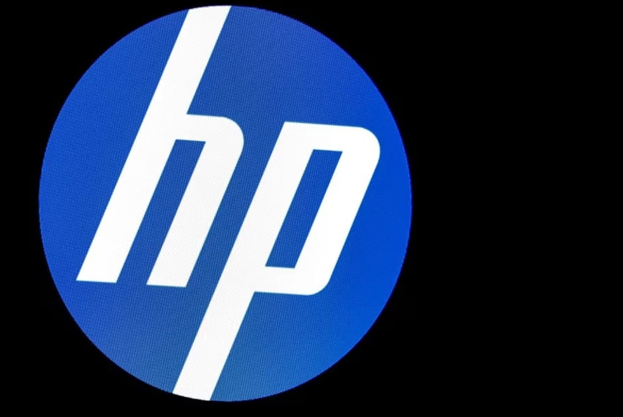 HP forecasts 2024 profit in line with estimates, boosts annual dividend