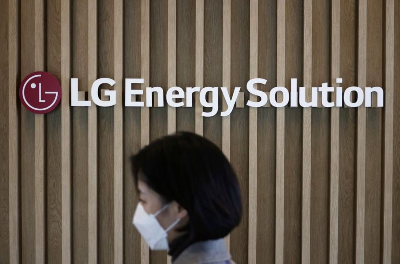 image Battery maker LG Energy Solution warns of slowing EV demand, shares tumble