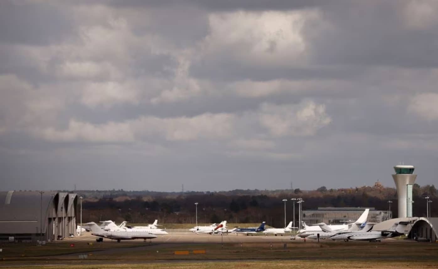 image Britain&#8217;s aviation regulator increases air traffic control charges