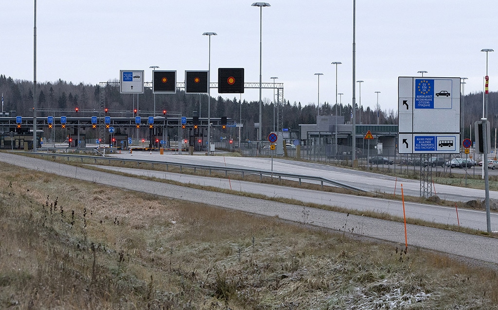 cover Kremlin regrets Finland&#8217;s decision to shut border crossings with Russia