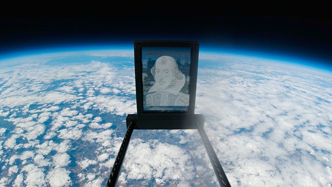 image Shakespeare&#8217;s portrait sent to edge of space to mark 400 years of &#8216;First Folio&#8217;