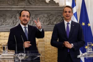 greek prime minister meets cypriot president in athens