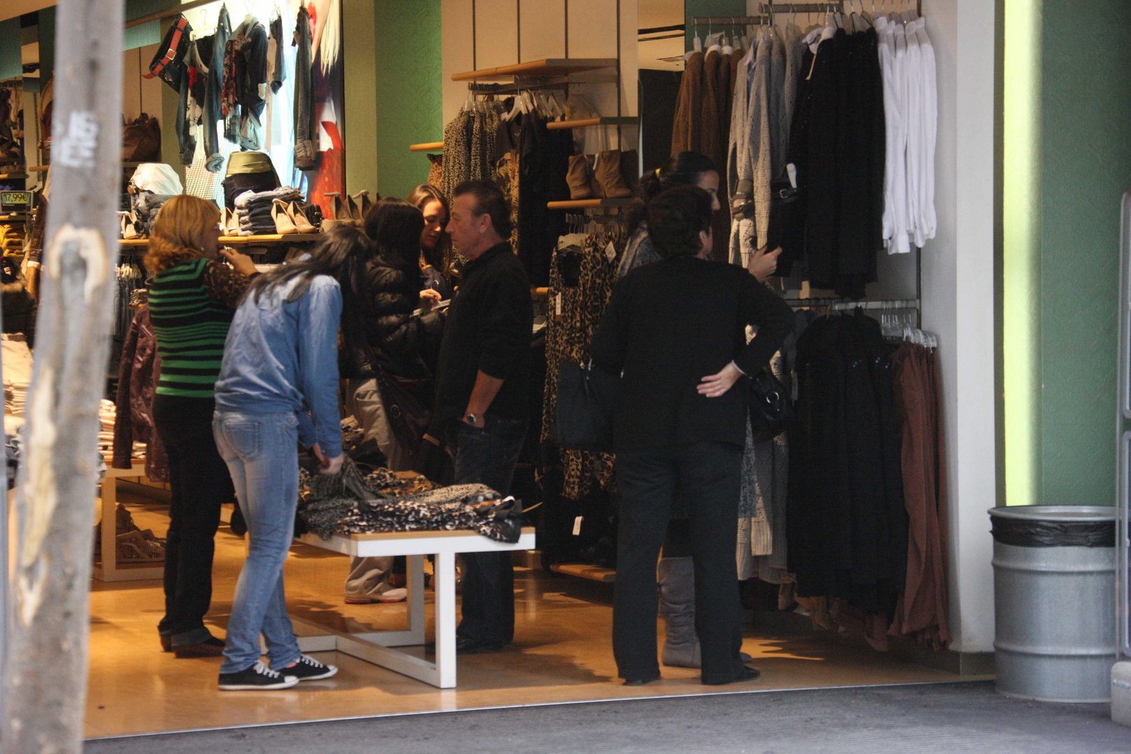 image No intention to change shop opening hours – labour minister