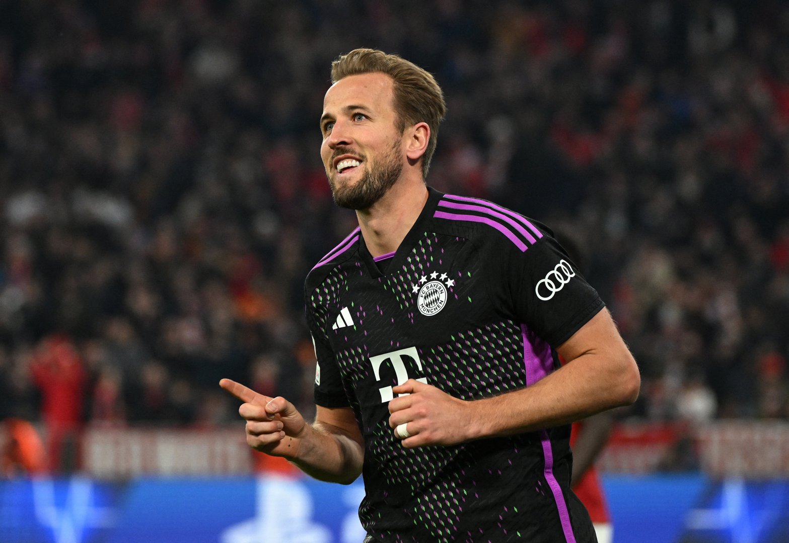 image &#8216;Phenomenon&#8217; Kane basks in praise after record goal run for Bayern