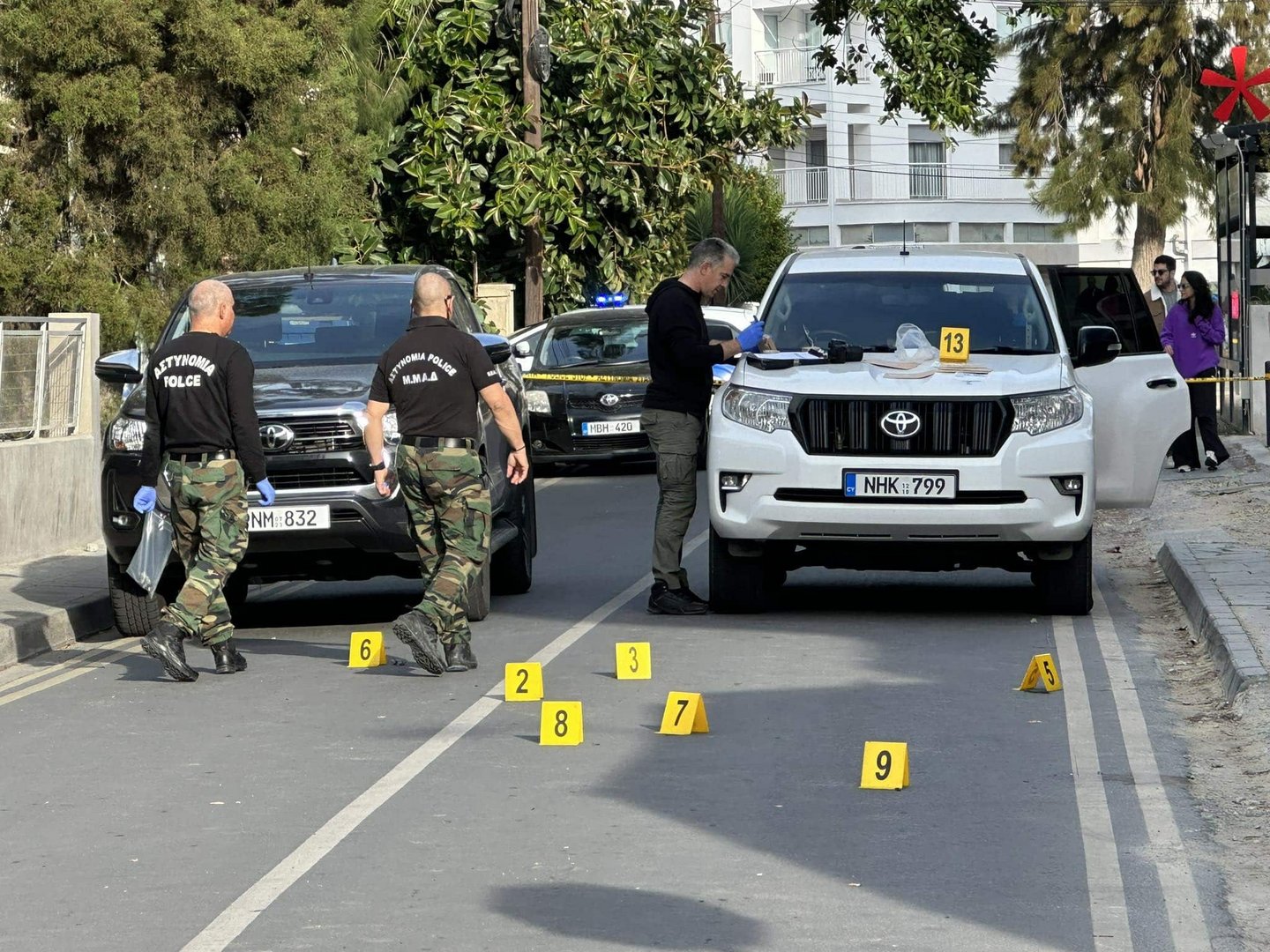 image Police investigate two explosions outside Nicosia cafe/bars