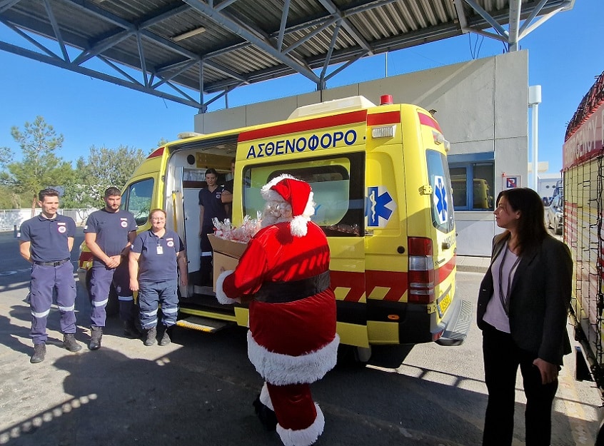 image SupportCY gifts teddies to Okypy ambulance service, kids&#8217; A&#038;E