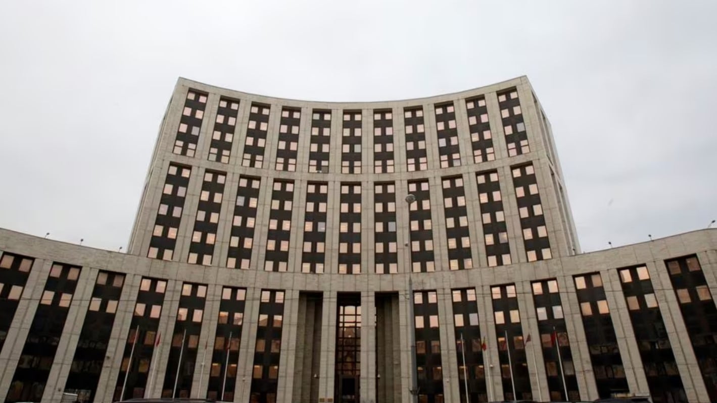 image Putin clears Rosbank&#8217;s purchase of Societe Generale&#8217;s Russian assets