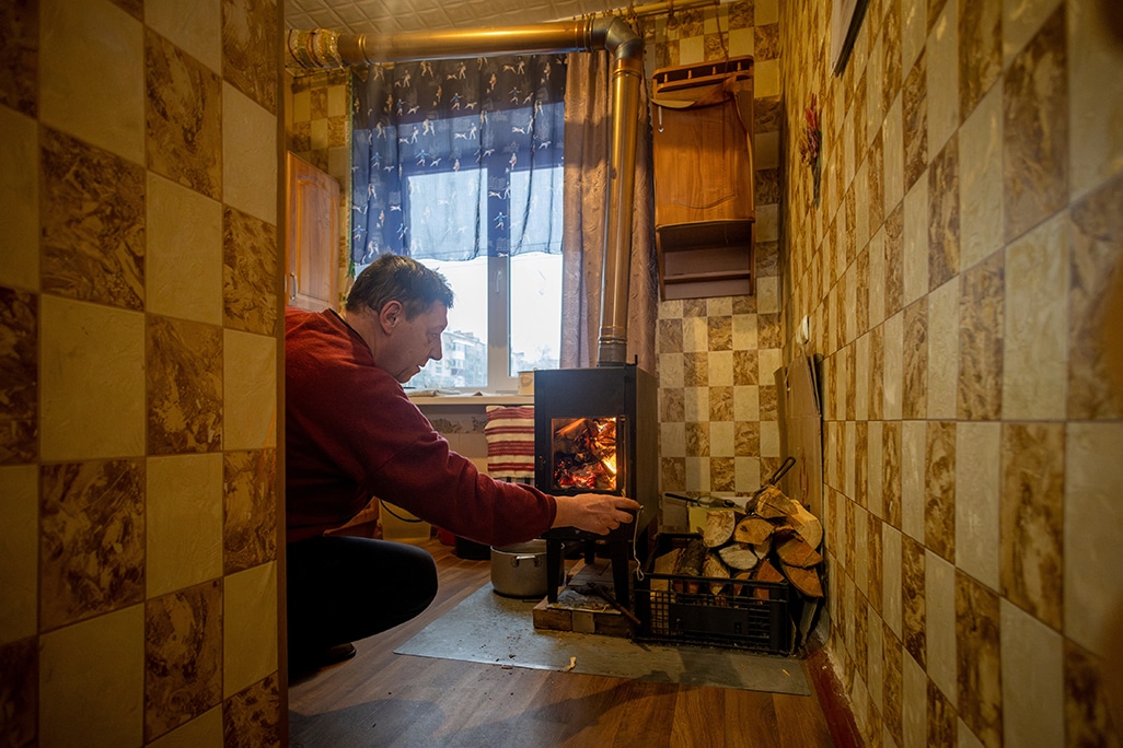 image More than 1,000 Ukrainian towns lose power due to extreme winter weather
