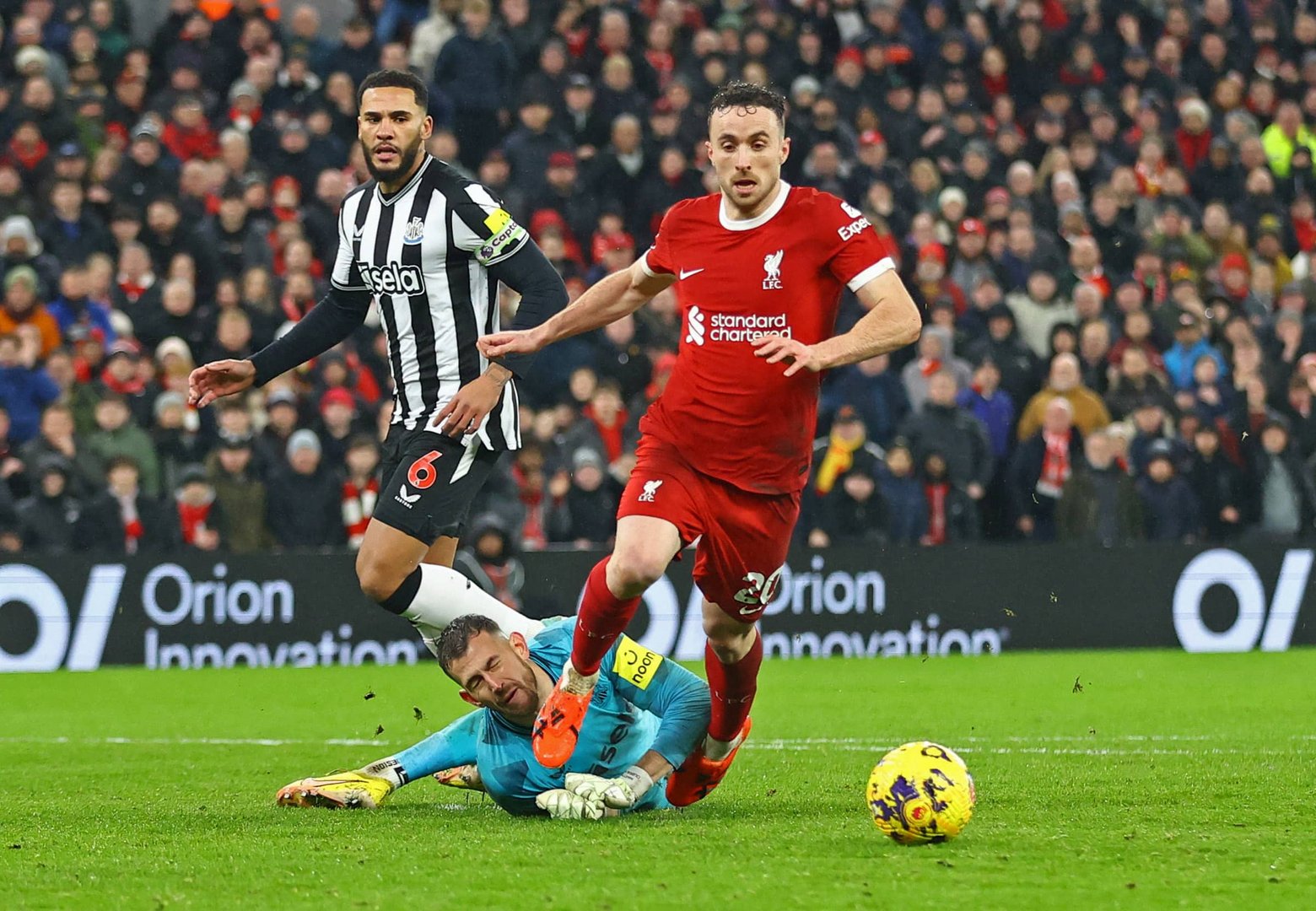 image Salah scores twice as league-leading Liverpool beat Newcastle 4-2