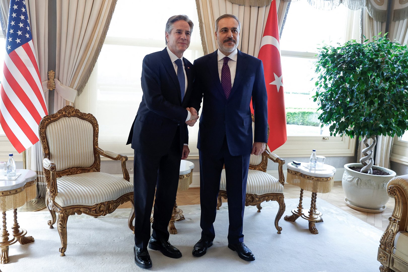 image Blinken to meet Turkish and Greek leaders as Gaza diplomacy tour begins