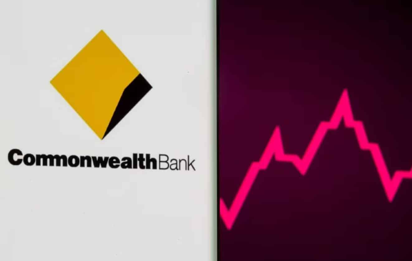 image Australia&#8217;s biggest bank warns of economic downside as profit dips