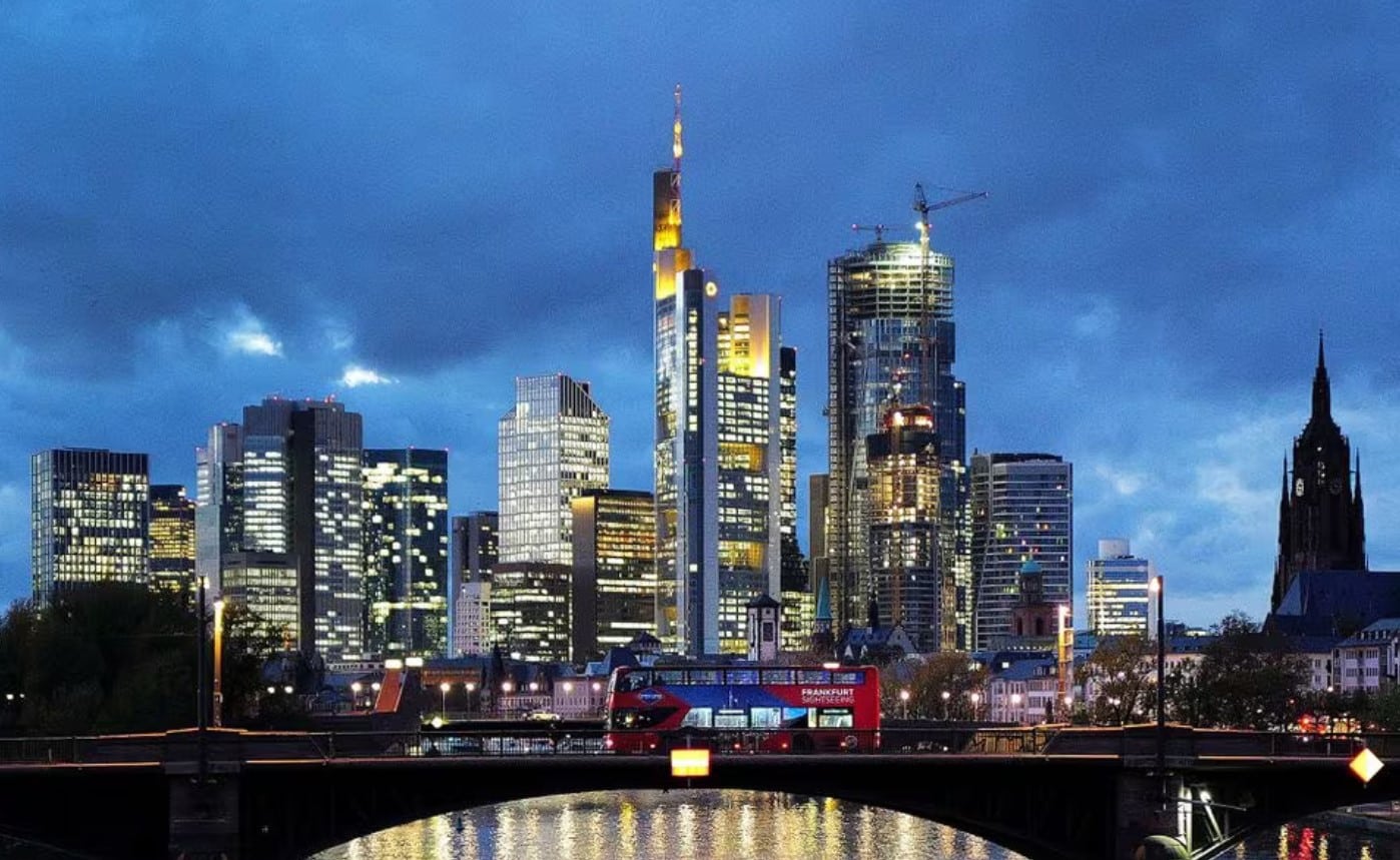 cover European banks and their $1.5 trillion commercial property headache