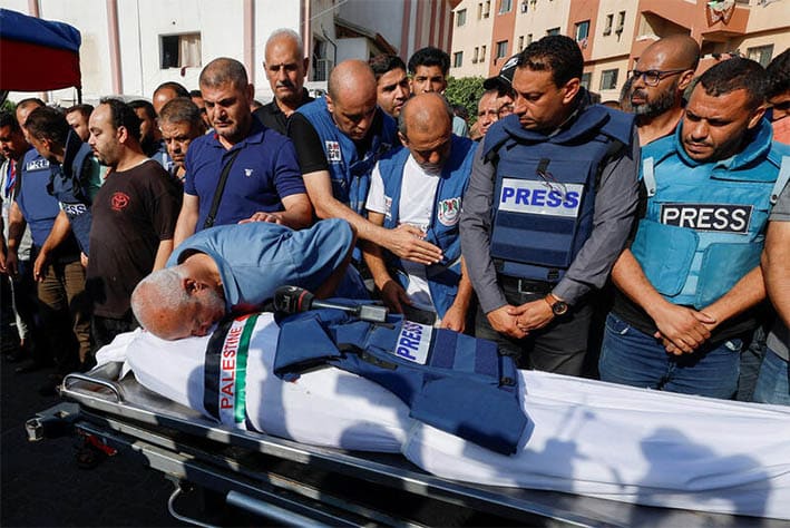 image Journalists to hold a minute of silence for colleagues killed in Gaza