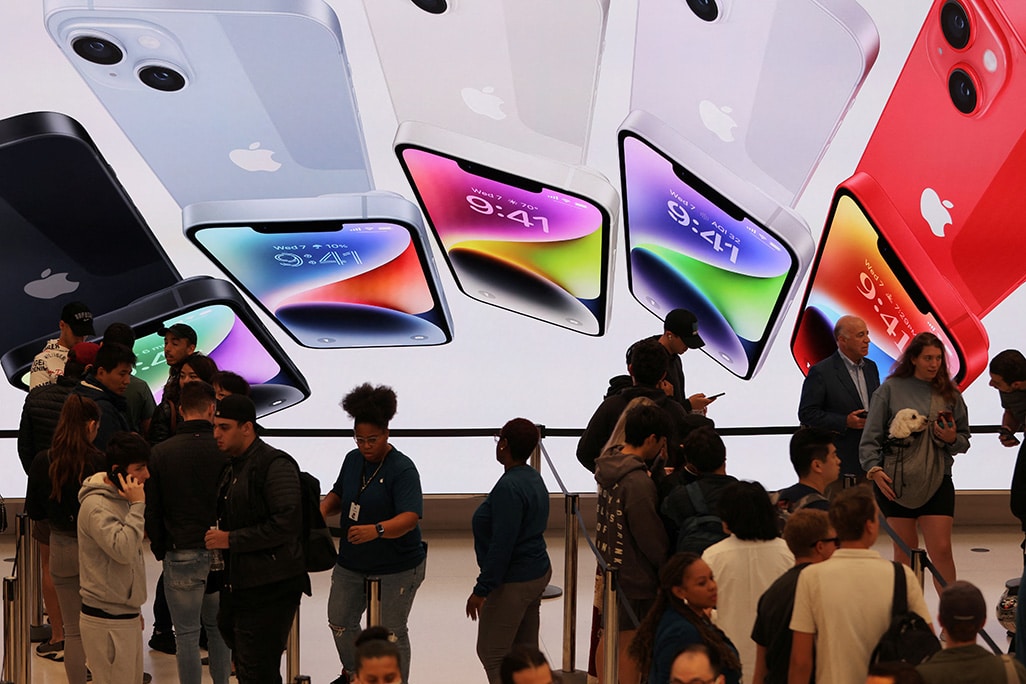 image Apple accused of monopolising smartphone markets in US antitrust lawsuit