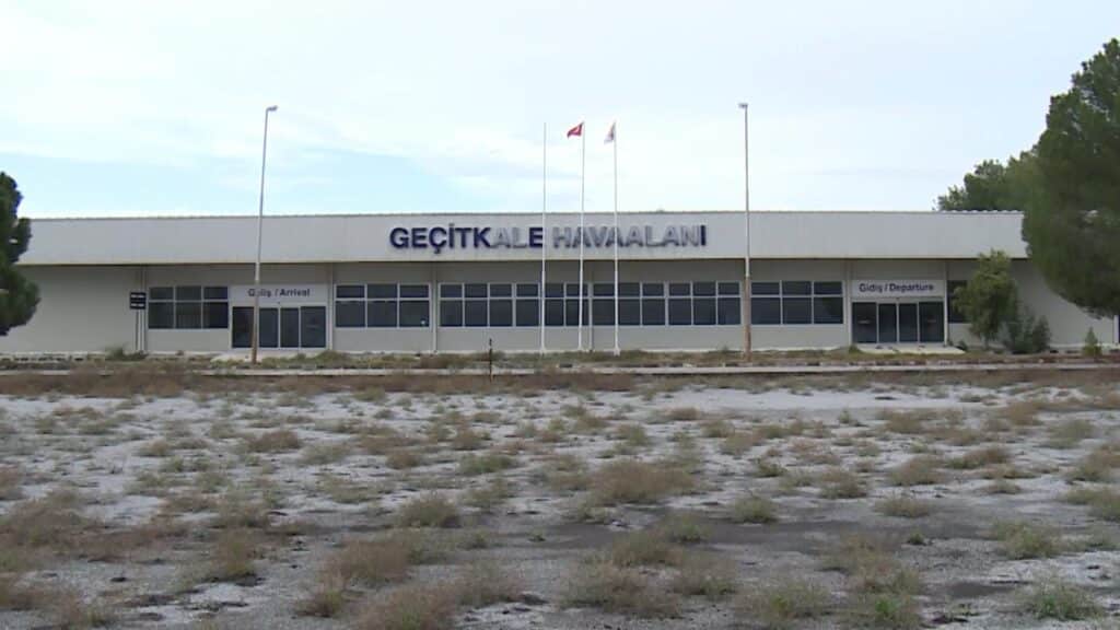 image Secrecy surrounds Turkish military taking over of airport in north