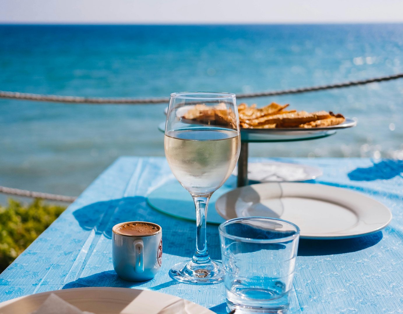 cover Cyprus restaurants packed during 3-day weekend — financial breather welcomed