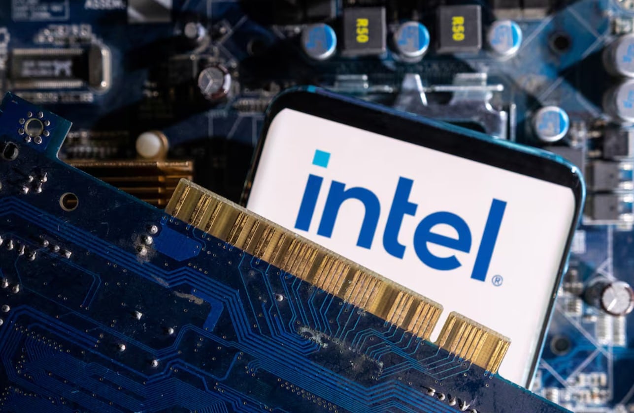 image Intel prepares for $100 billion spending spree across four US states