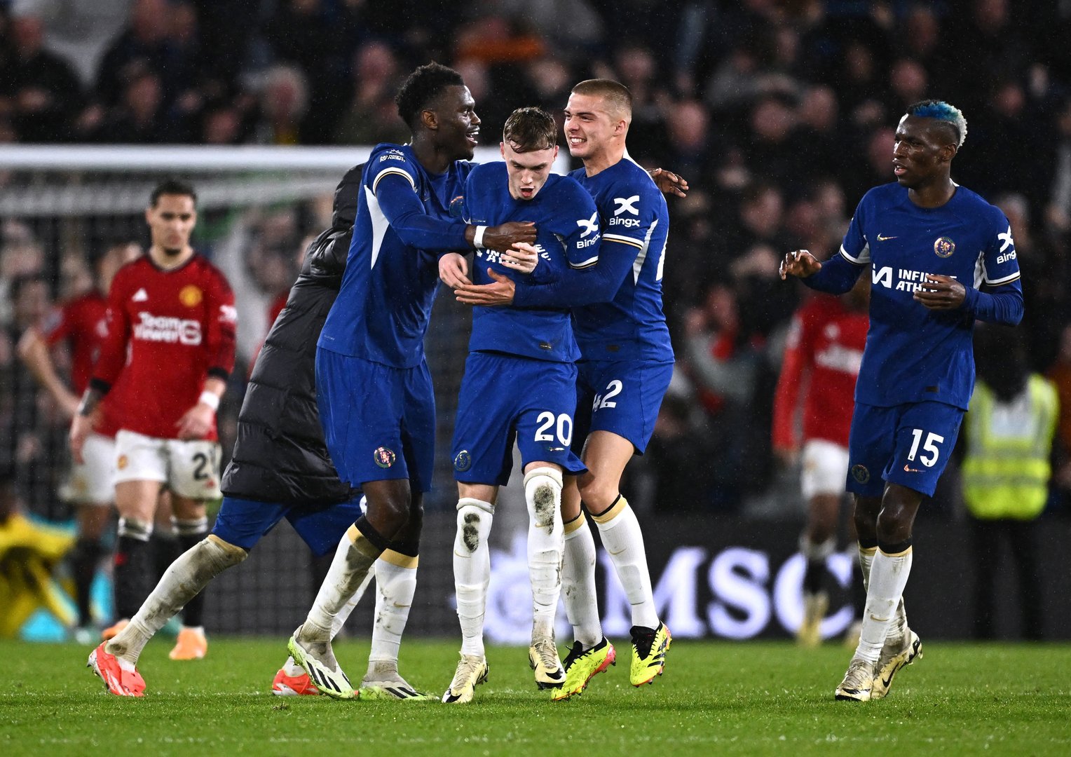 image Chelsea hat-trick hero Palmer snatches 4-3 win over Man United, Liverpool regain top spot after tough win against Sheffield