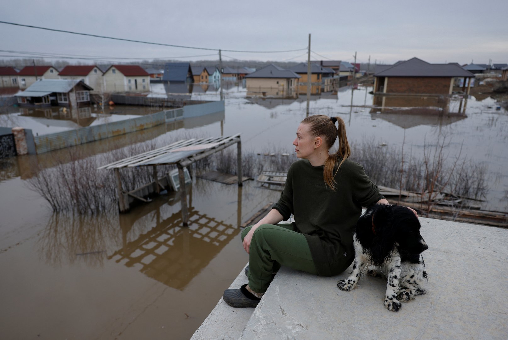 image Russia and Kazakhstan battle record floods as rivers rise further