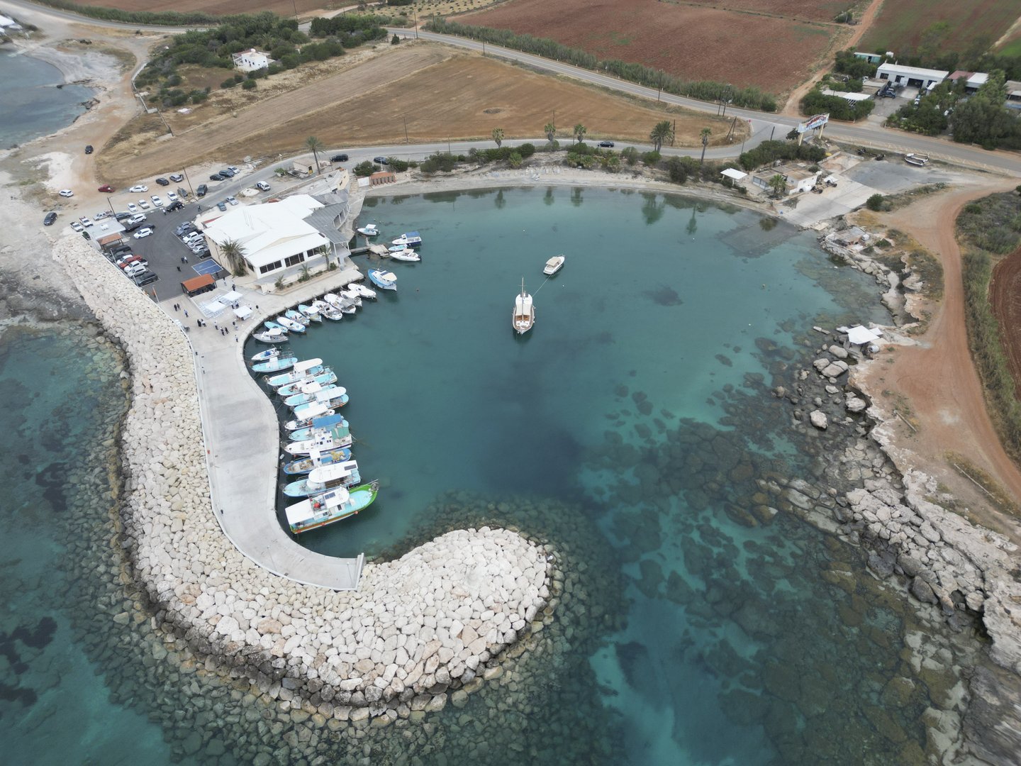 image Ormidia fishing shelter upgraded, government pledges support