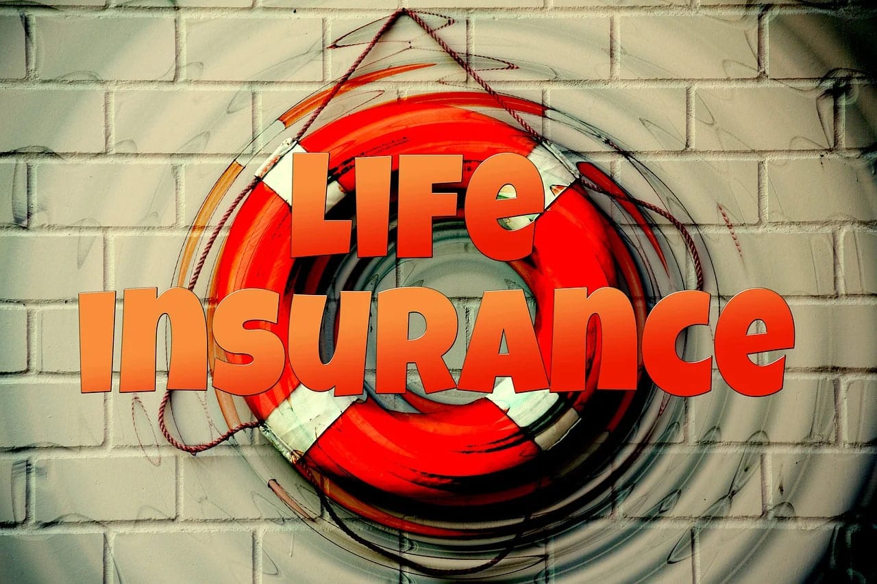 image Insurance sector accounts for 4% of GDP