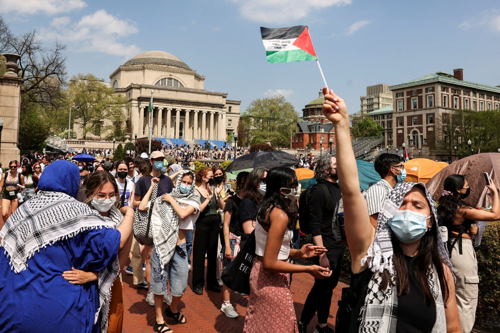 cover Columbia University cancels main graduation ceremony in wake of protests