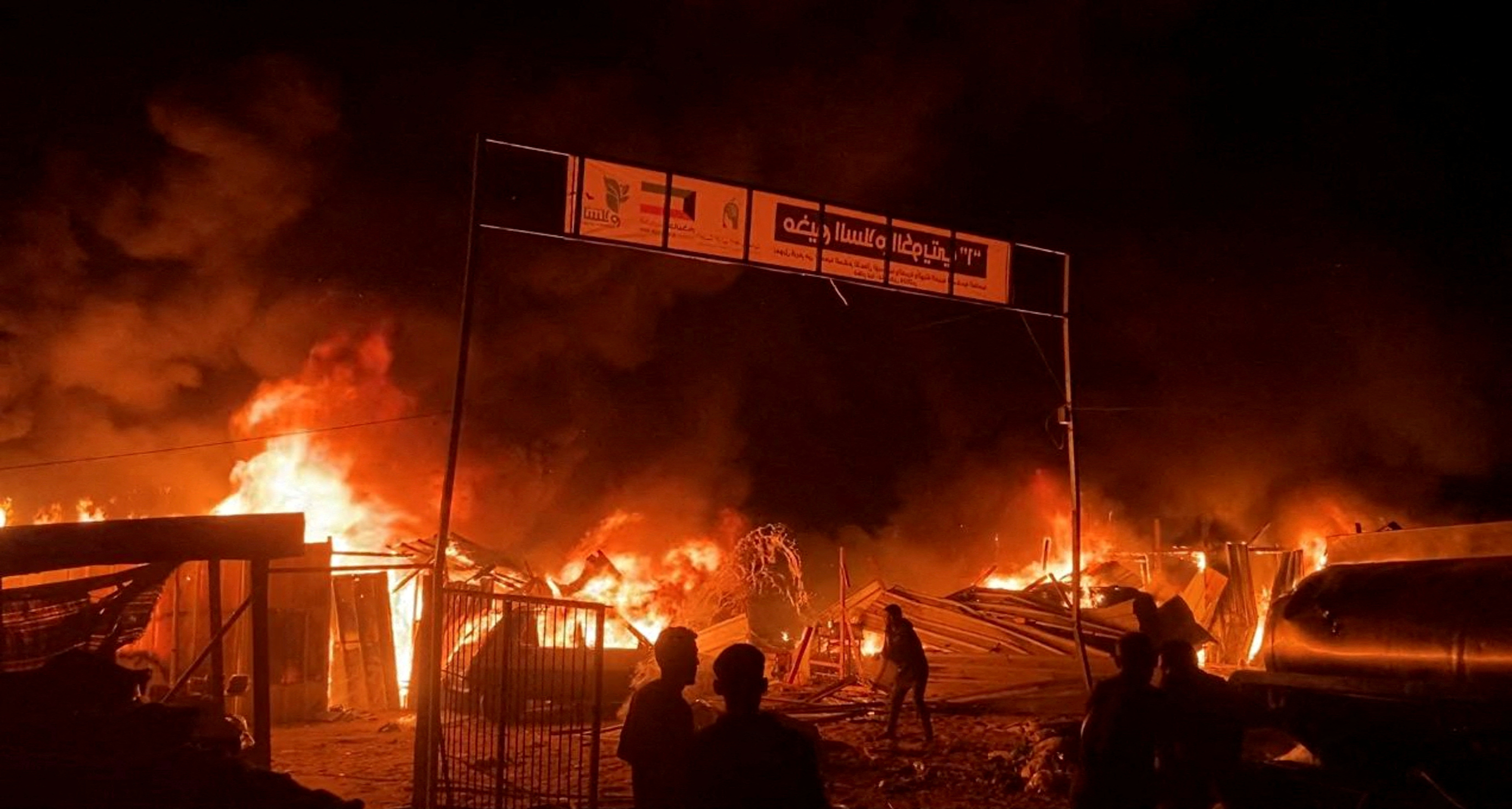image Israeli attack on Rafah tent camp draws global condemnation
