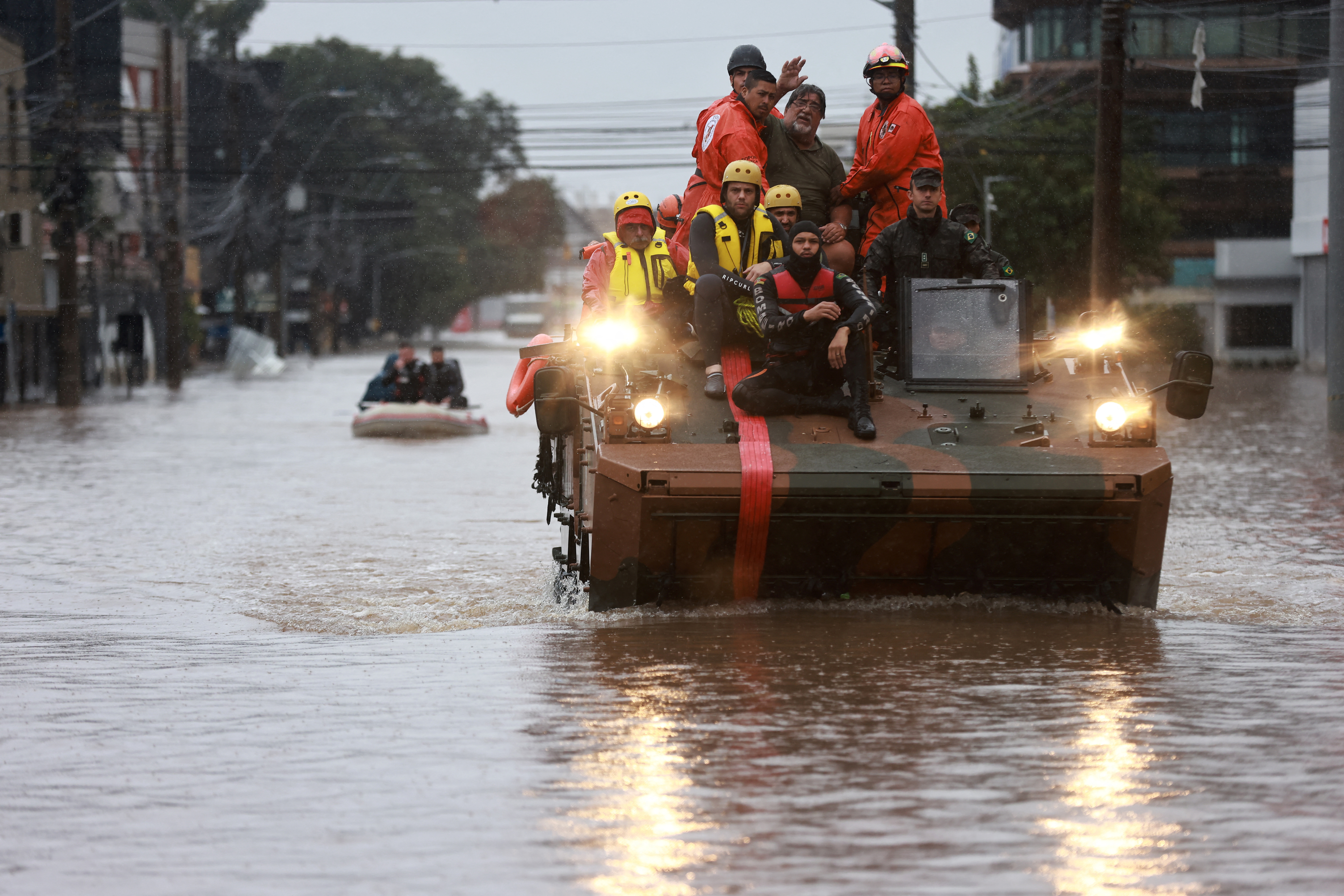 cover Death toll from floods in Brazil hits 113 as rain returns