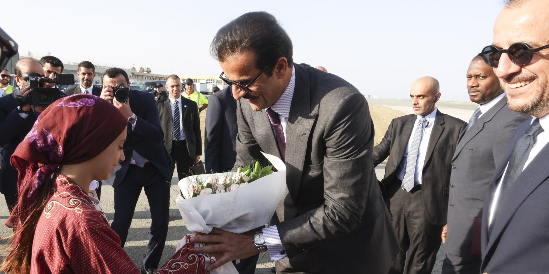 Emir of Qatar arrives in Cyprus (Update)
