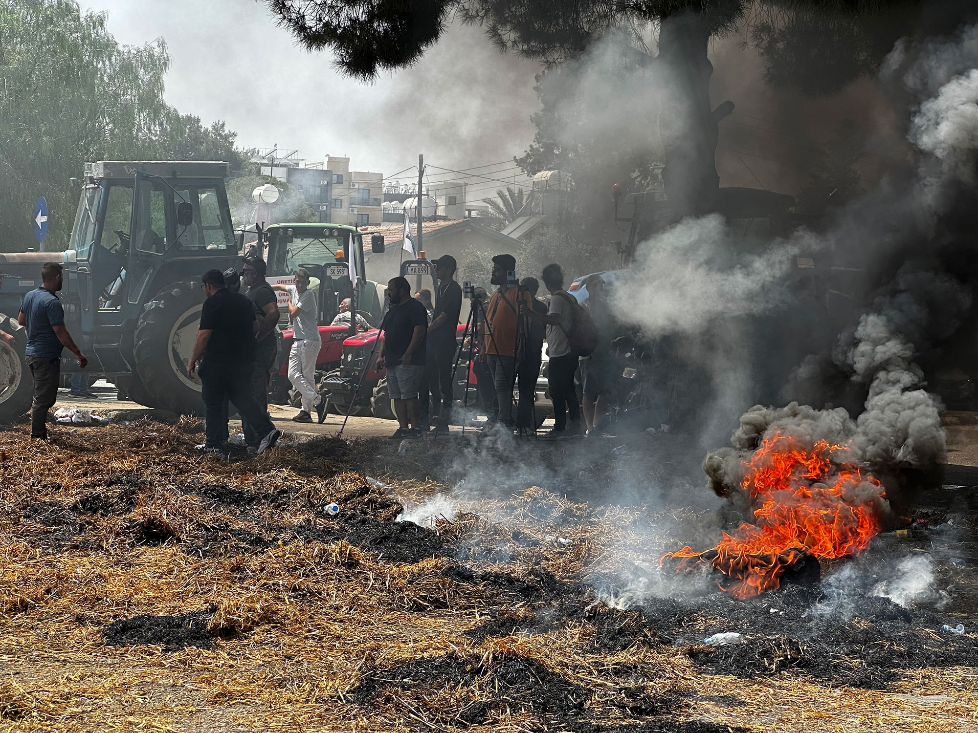 image Turkish Cypriot farmers smash gate of ‘govt’ building