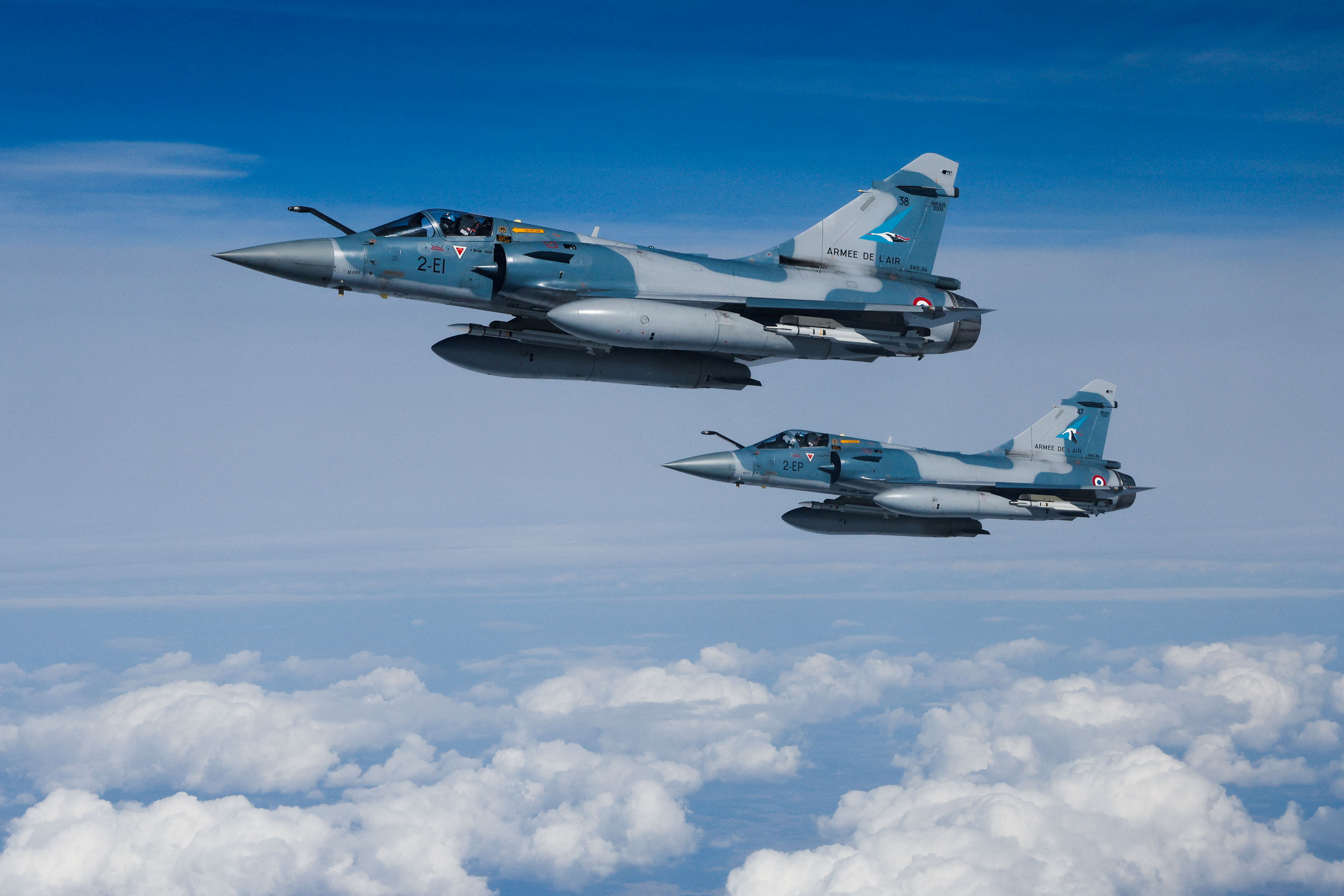 cover France to provide Mirage 2000 warplanes to Ukraine, Macron says