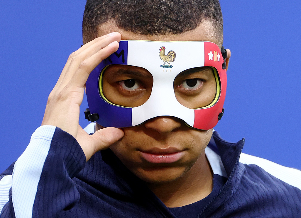 cover Masked Mbappe fit to face Netherlands
