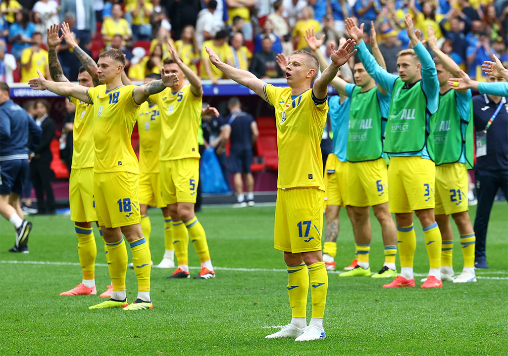 cover Ukraine keep hopes alive with 2-1 win against Slovakia