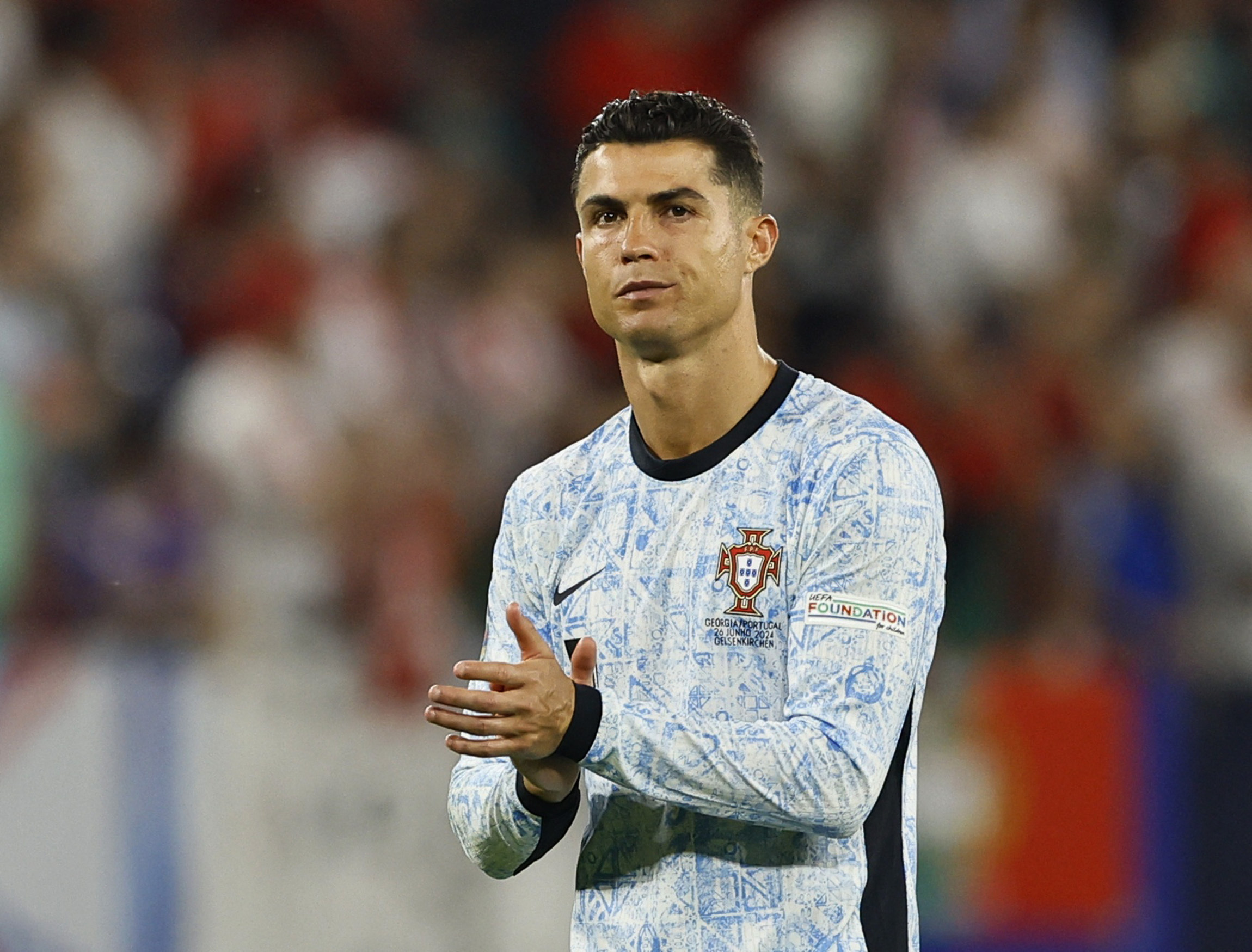 cover Pressure mounts as Portugal brace for Slovenia