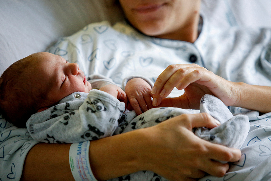 Birth rates halve in richer countries as costs weigh