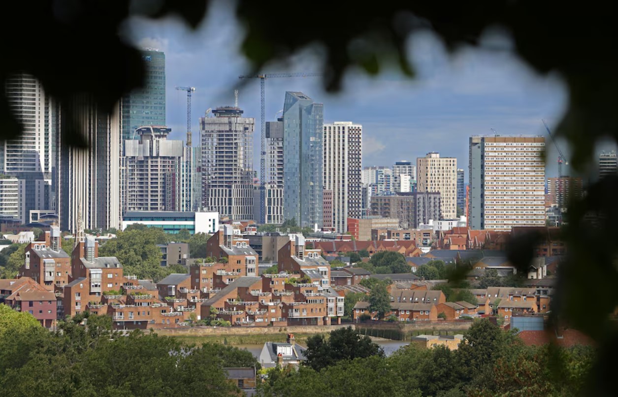 cover UK house prices show second monthly rise in April, ONS says