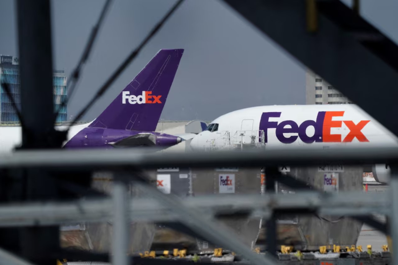 cover FedEx to cut up to 2,000 back-office jobs in Europe amid weak freight demand