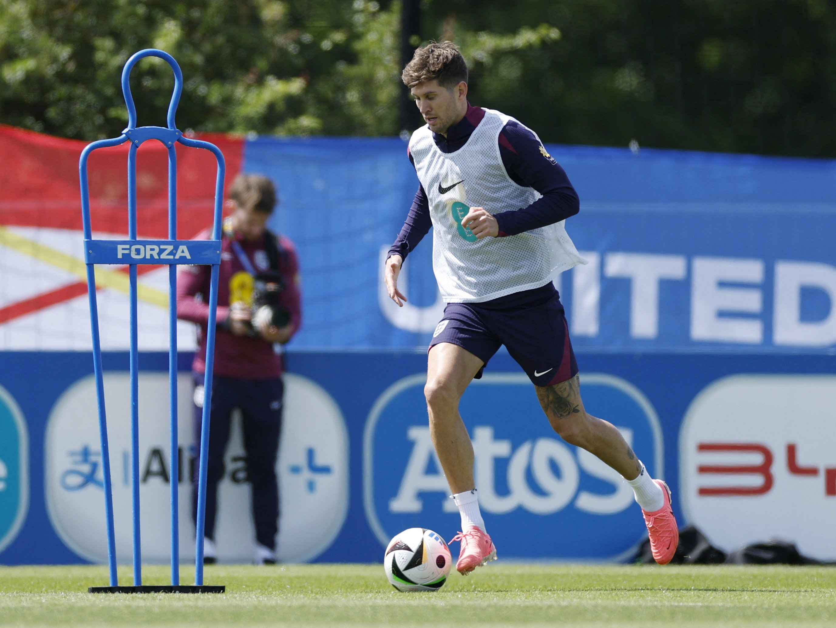 England’s Stones says he is fit for Euro after toe injury fears