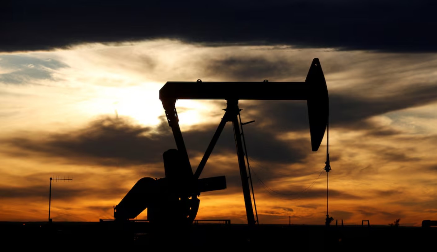 cover A mountain of asset sales loom after oil megamerger era