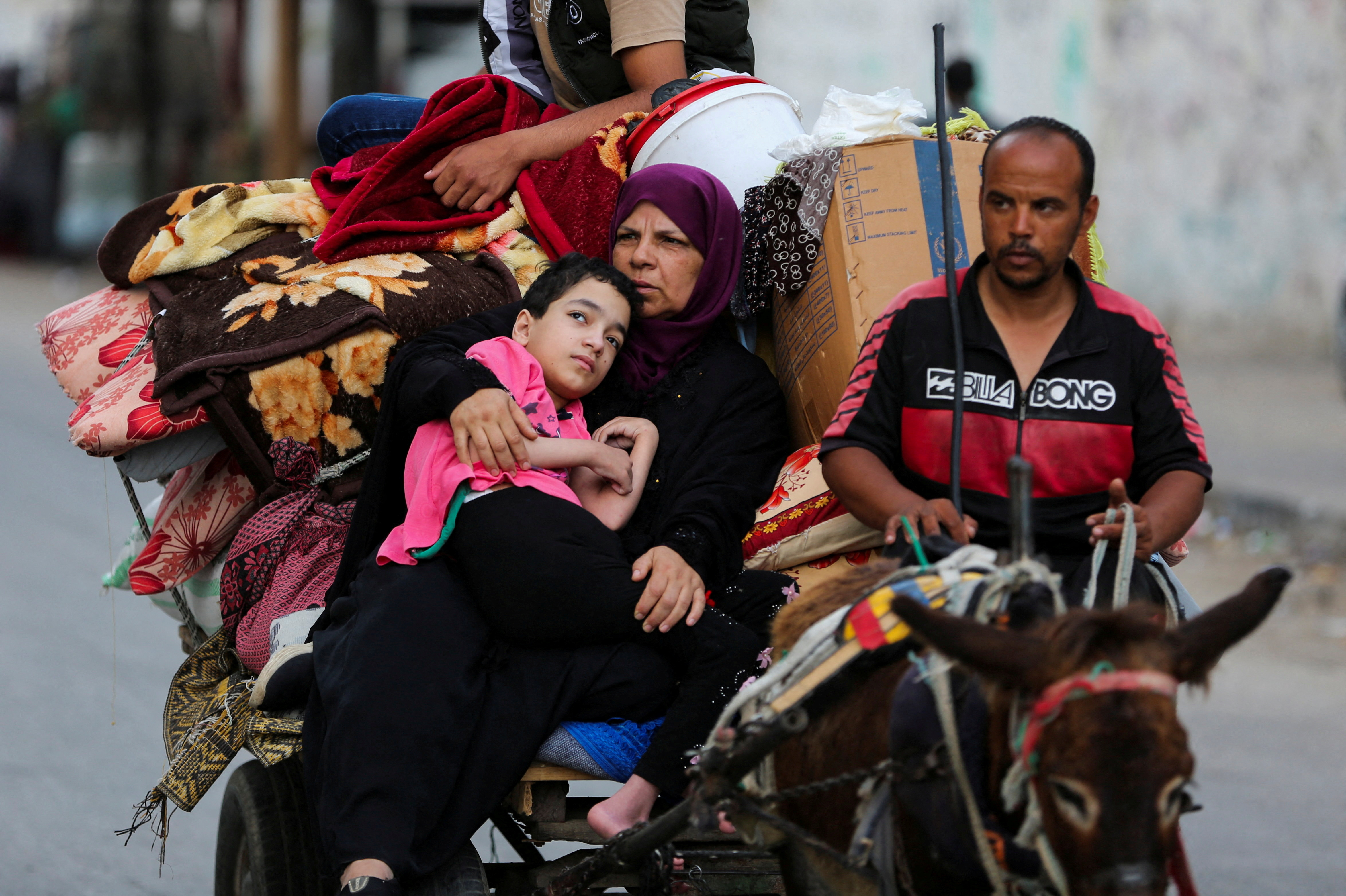 Gazans seek shelter after evacuation order, Israel carries out new strikes