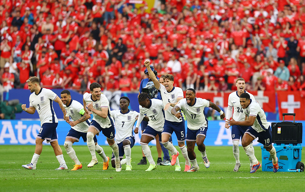 England beat Switzerland on penalties to reach semis
