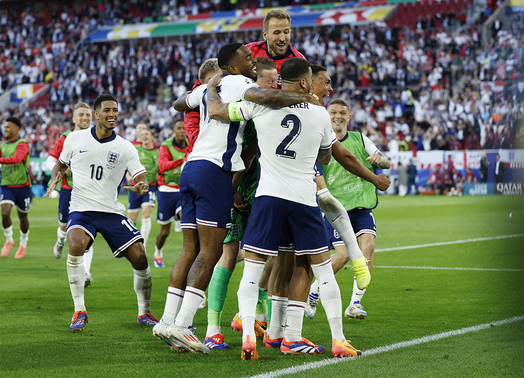 Stumbling England and Netherlands get shot at redemption