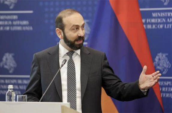 Armenian foreign minister on visit to Cyprus