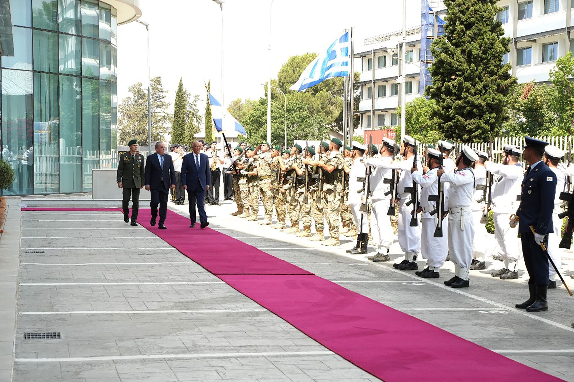 Dendias visit ‘shows Greece has separated itself’ from coupists
