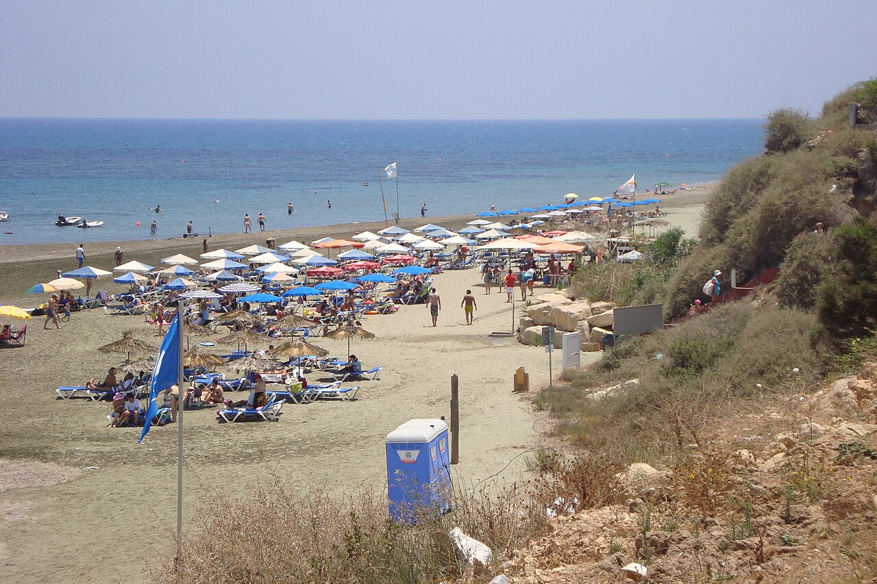 Series of illegalities uncovered on Pervolia beaches | Cyprus Mail