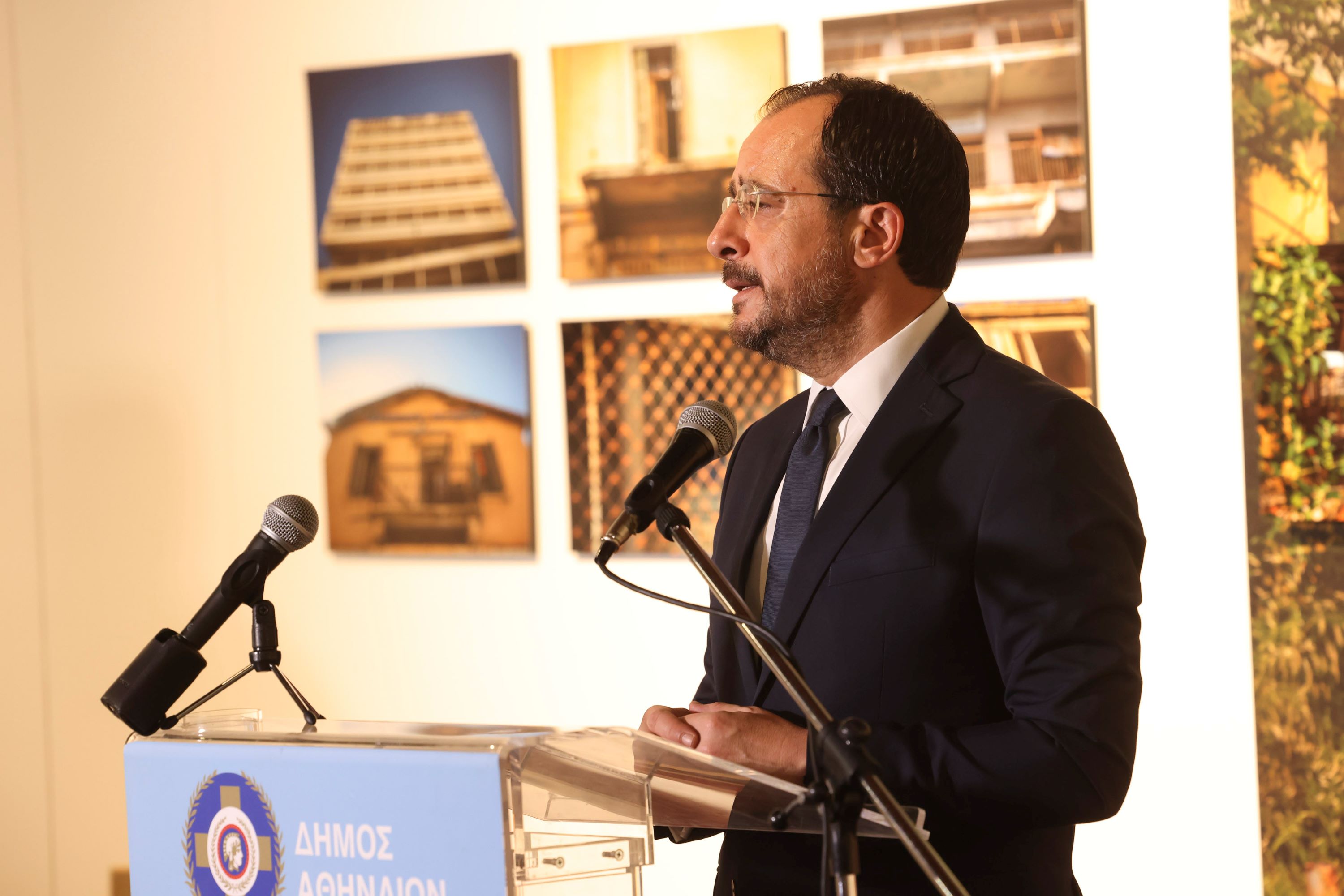 President attends exhibit in Athens on Famagusta